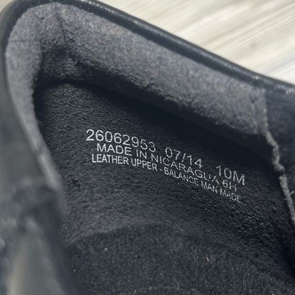 Clarks Collections Black Leather Low Heel Wedge Slip On Shoe - Women’s 10 - Picture 9 of 9